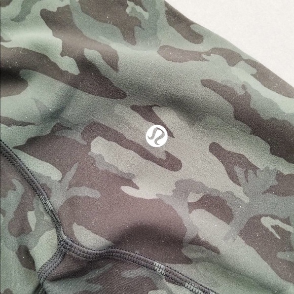 Lululemon Incognito Camo Multi Gator Green Align - Picture 3 of 4